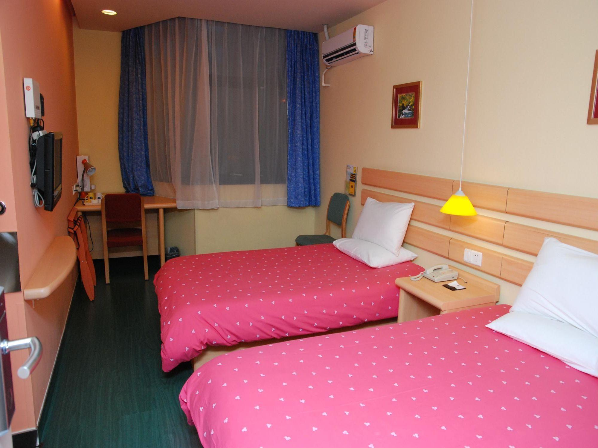 Home Inn Shanghai Railway Station North Square ภายนอก รูปภาพ