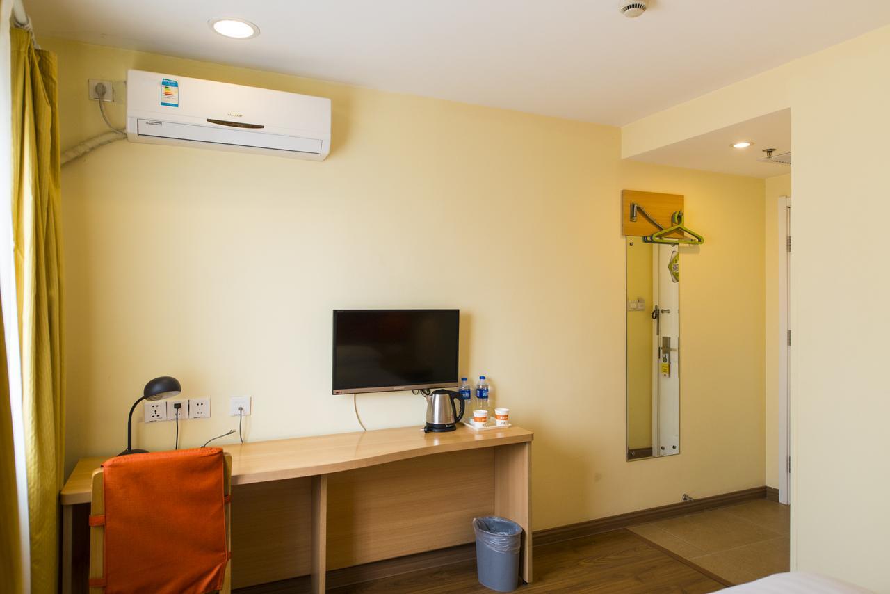 Home Inn Shanghai Railway Station North Square ภายนอก รูปภาพ